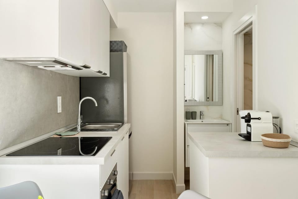 Kitchen or kitchenette, Living room