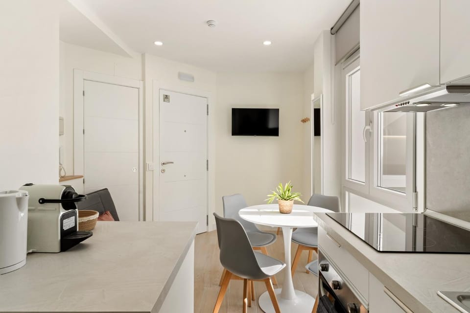 Property building, Kitchen or kitchenette, Living room