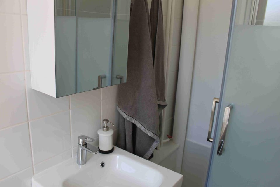 Très beau studio proche centre, très calme Apartment in Annecy