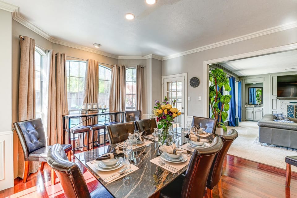 Relax By Pool, Soak in Hot Tub: Plano Home House in Plano