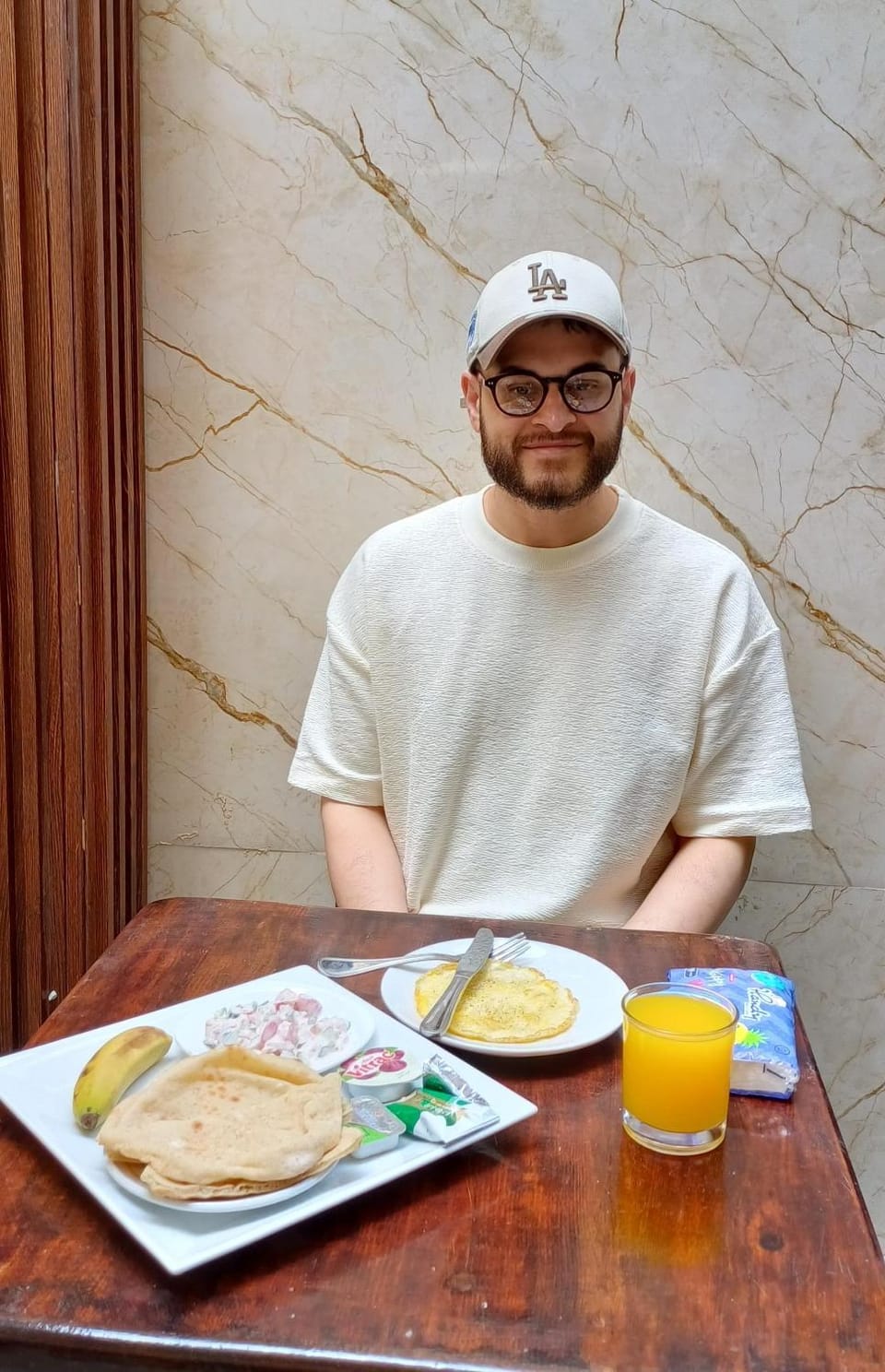 Food and drinks, Food, Breakfast, Continental breakfast