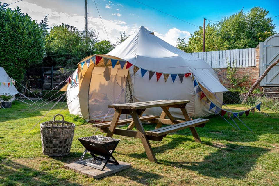 BBQ facilities, Garden