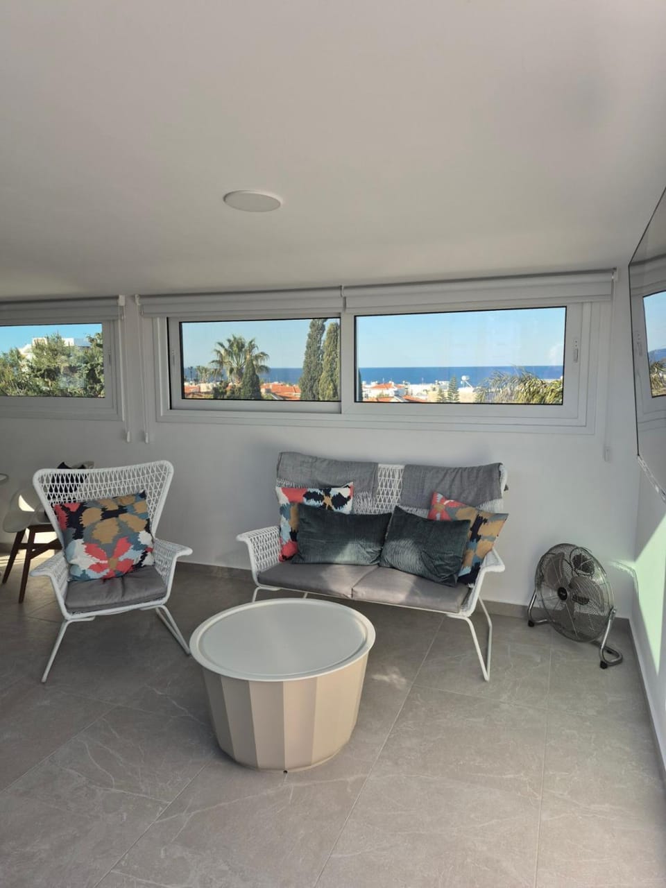 View (from property/room), Living room, Seating area, Sea view
