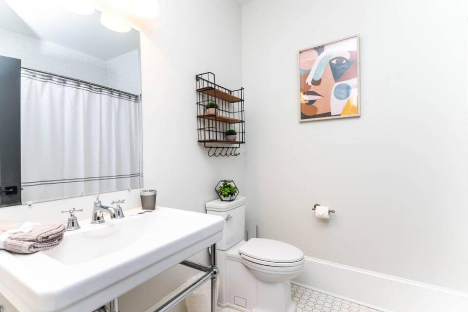 Toilet, Bathroom, Bath