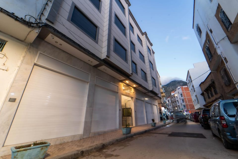 Street view, Parking
