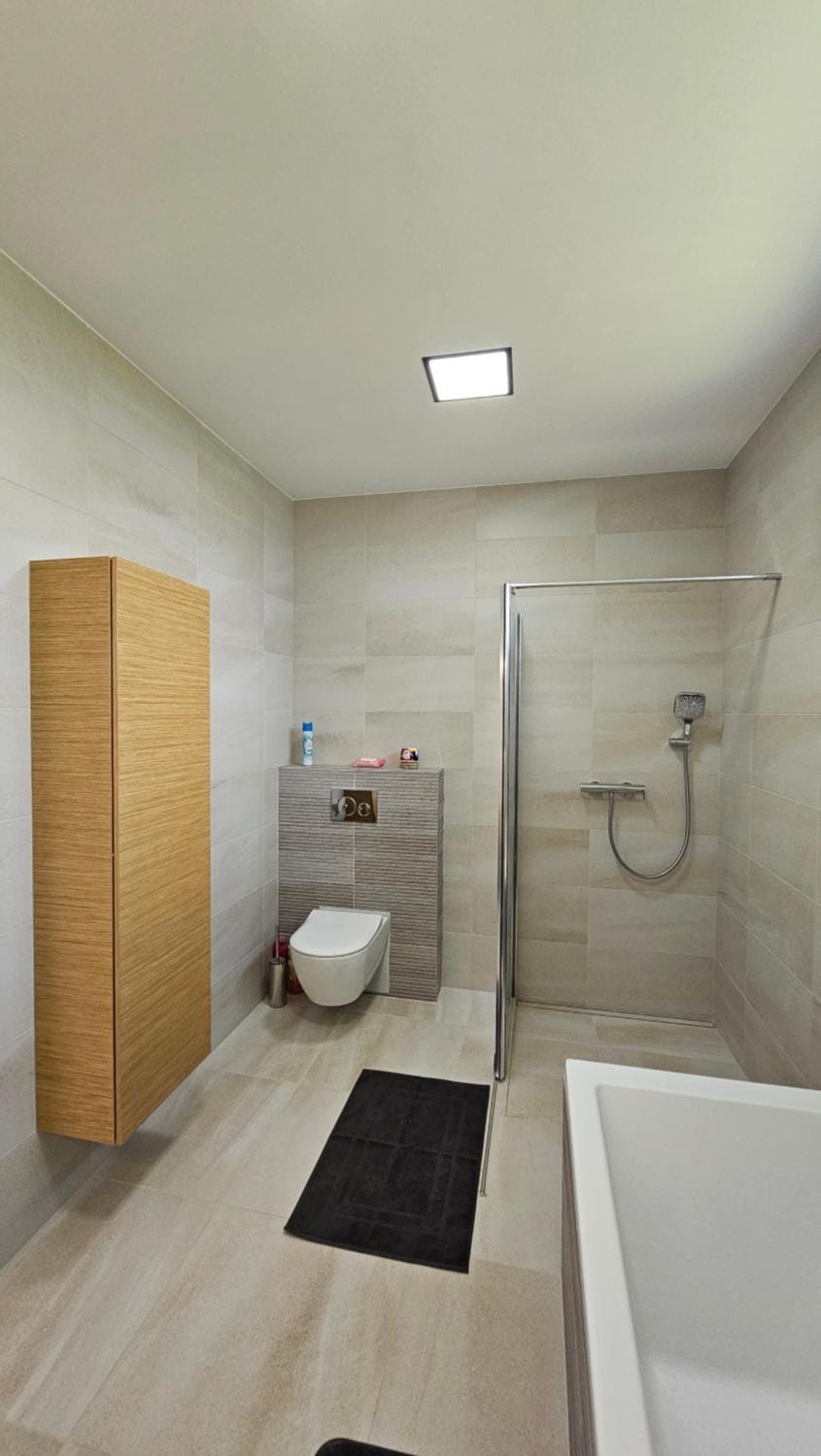 Shower, Bath