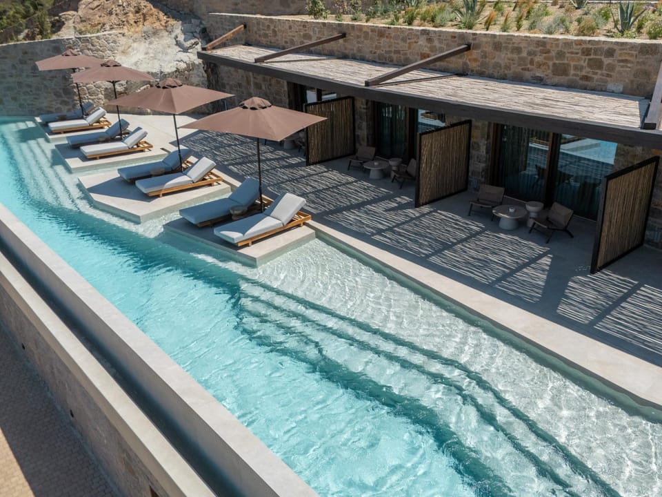 Property building, Swimming pool