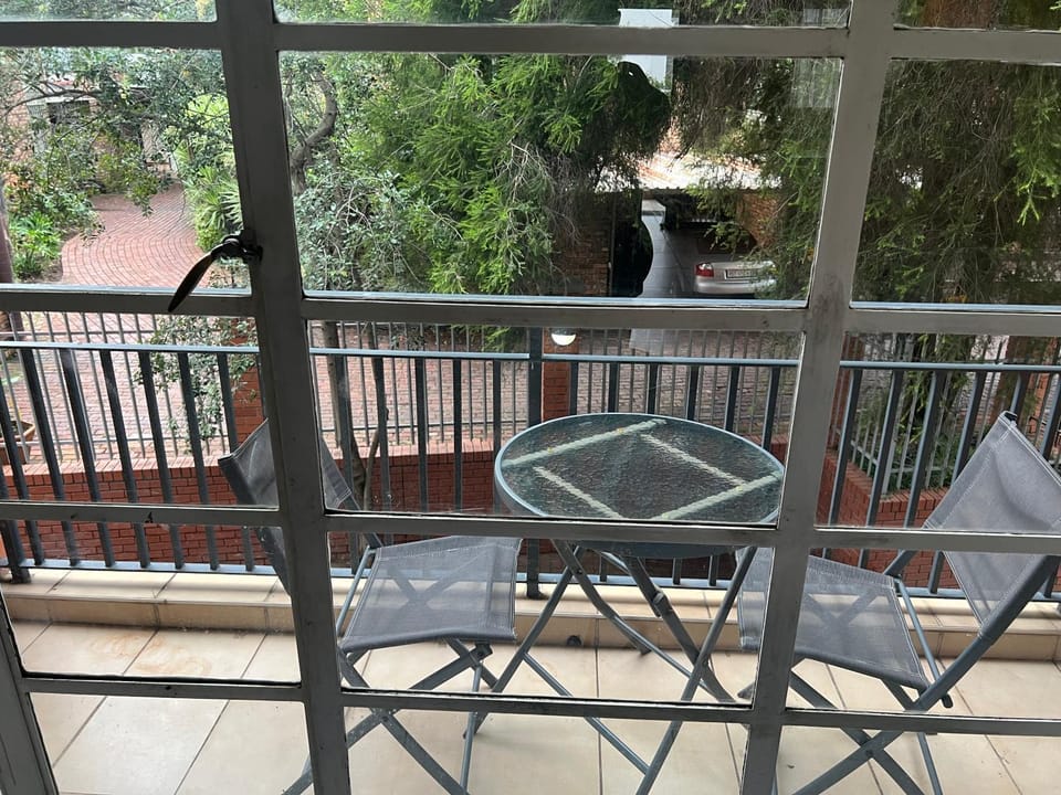 Mbizo Cozy Retreat- Lofts at Loftus Bed and Breakfast in Pretoria