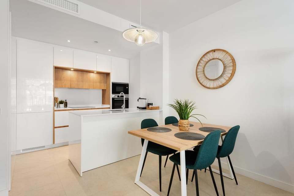 Property building, Kitchen or kitchenette, Living room