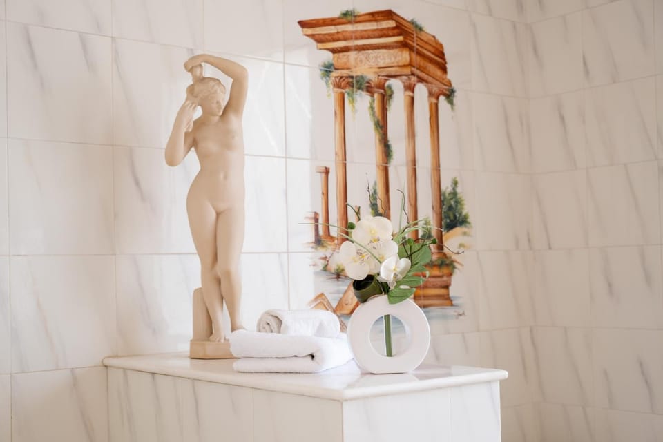 Decorative detail