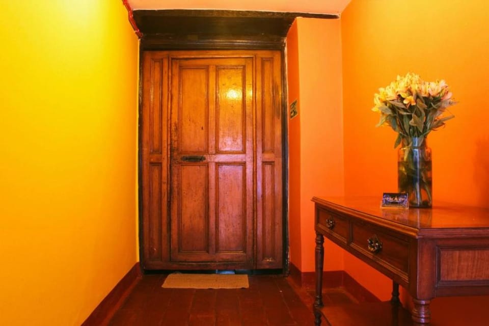 Lobby or reception, Decorative detail