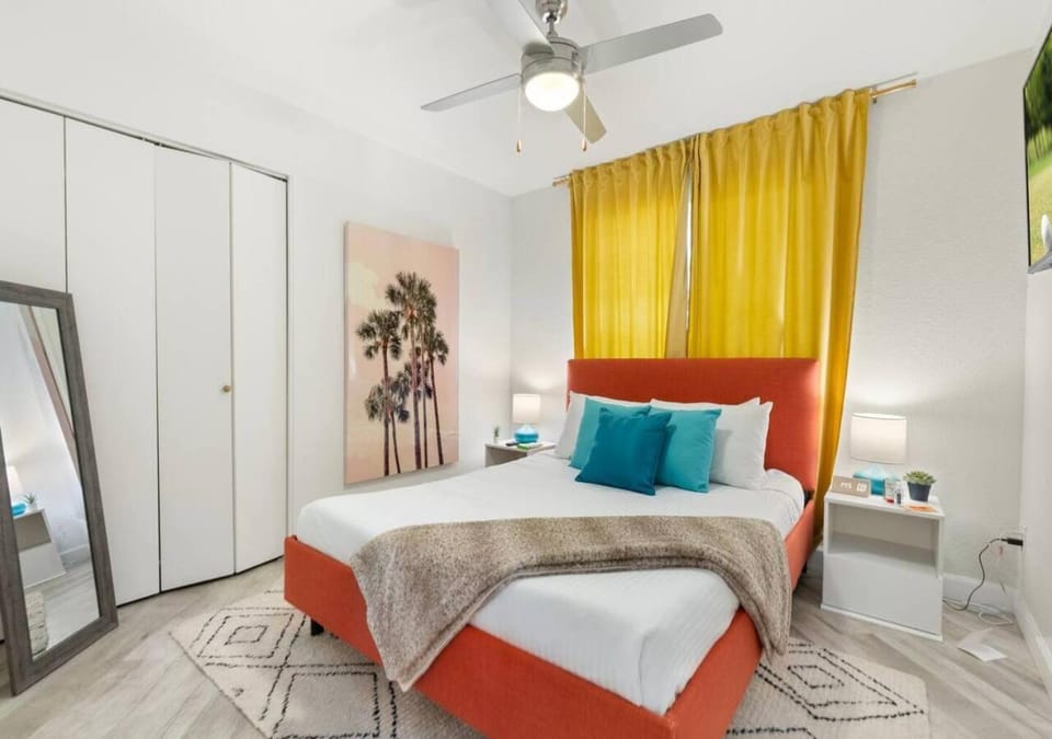 Bed, Bedroom