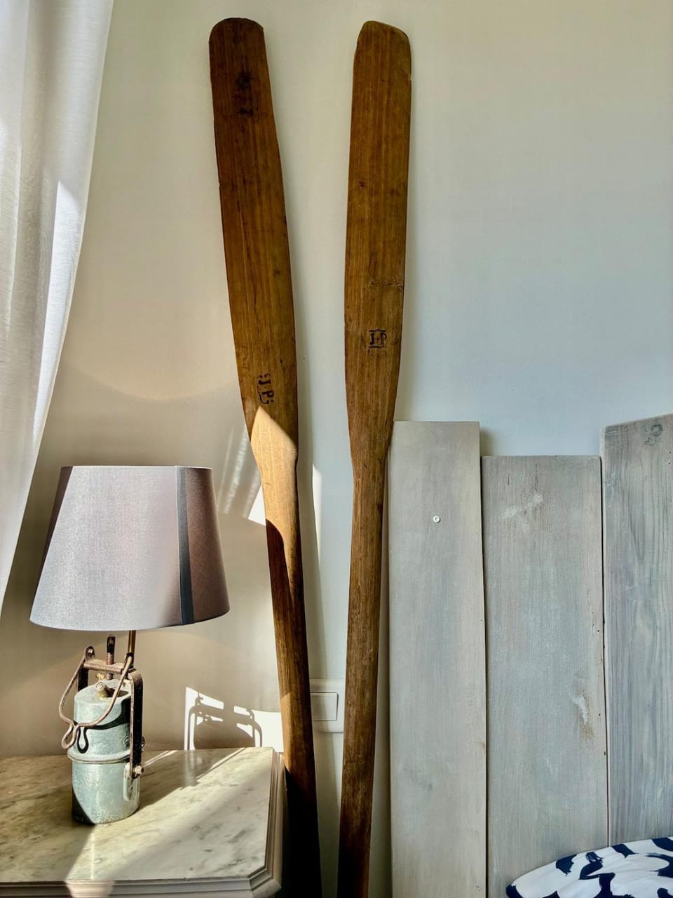 Bed, Decorative detail, Decorative detail, Bedroom