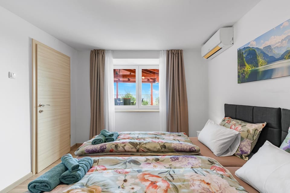 Denis naturparadies home with Garden,whirlpool,sea view Villa in Primorje-Gorski Kotar County