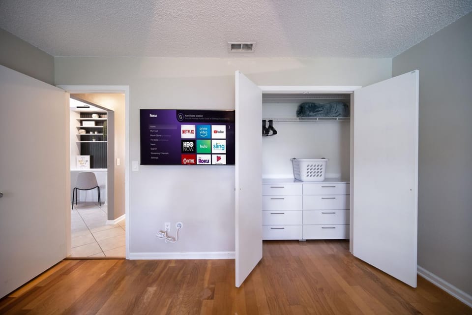 TV and multimedia, Bedroom