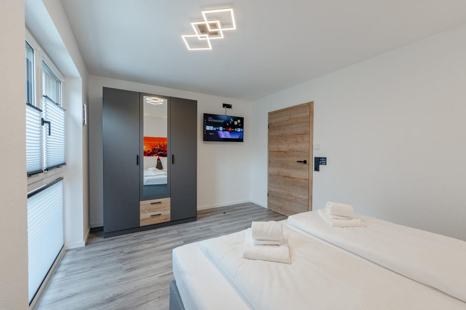 Bed, Bedroom, wardrobe