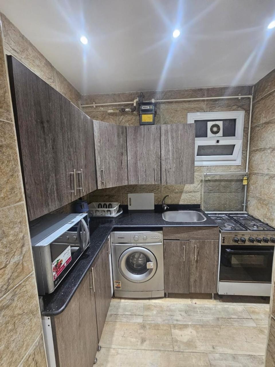139 أ شارع التحرير الرئيسي بالدقي Apartment in Egypt