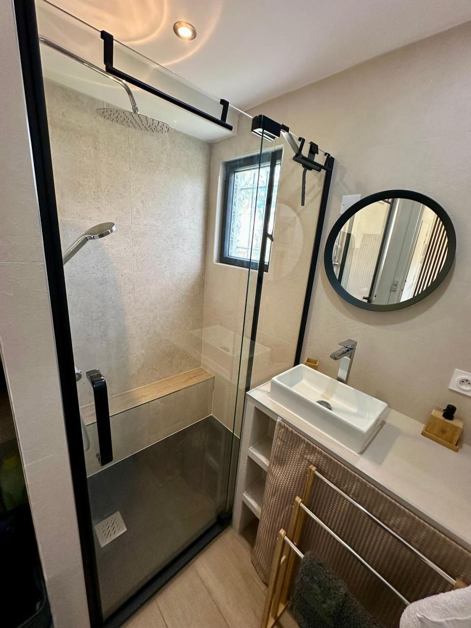 Shower, Bathroom