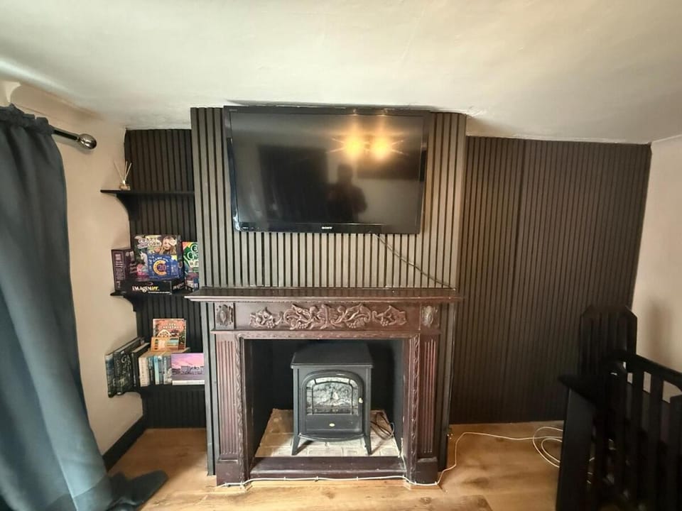 Cherry Cottage House in Cherwell District