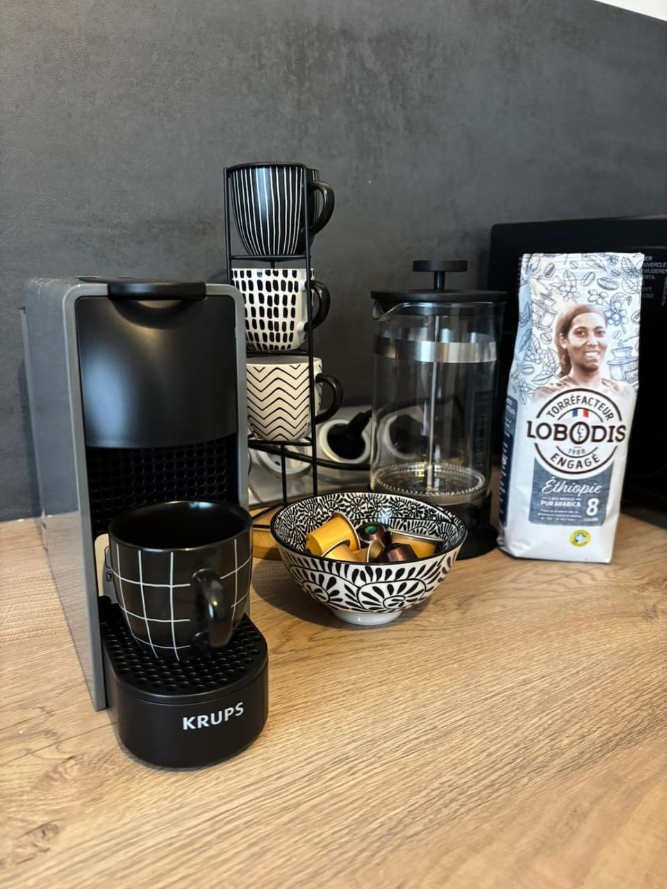 Coffee/tea facilities, Kitchen or kitchenette