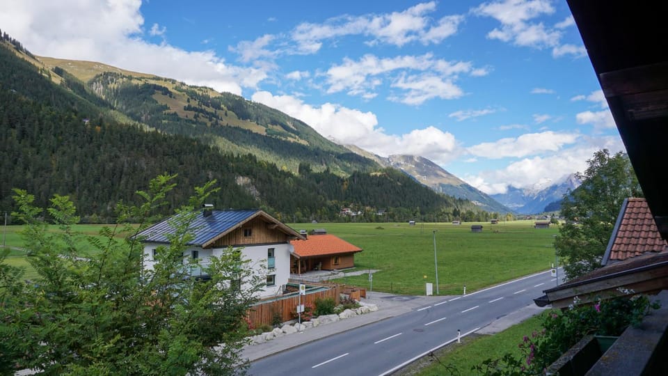 Haus Petra Bed and Breakfast in Tyrol