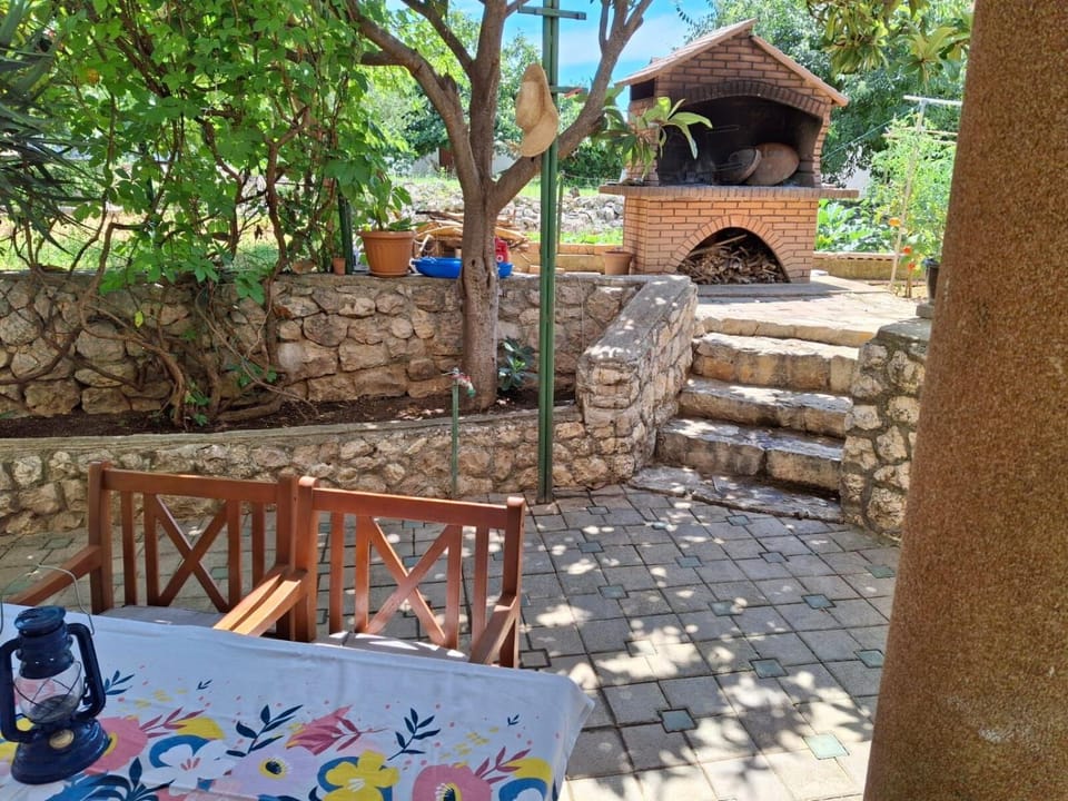 BBQ facilities, Balcony/Terrace