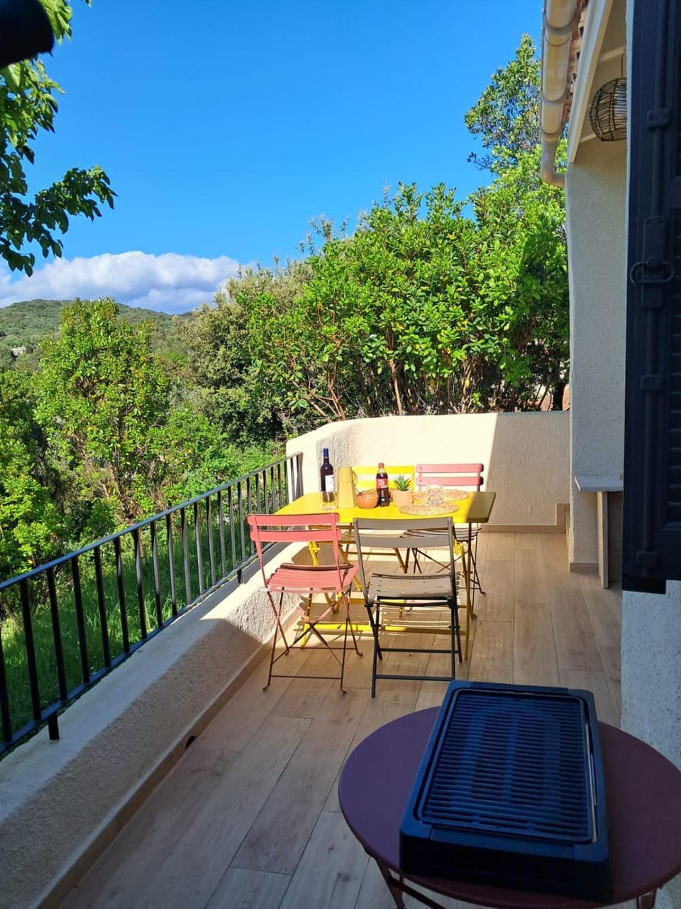 Mini villa cosy piscine, terrasse sans vis à vis proche plages Villa in Ajaccio
