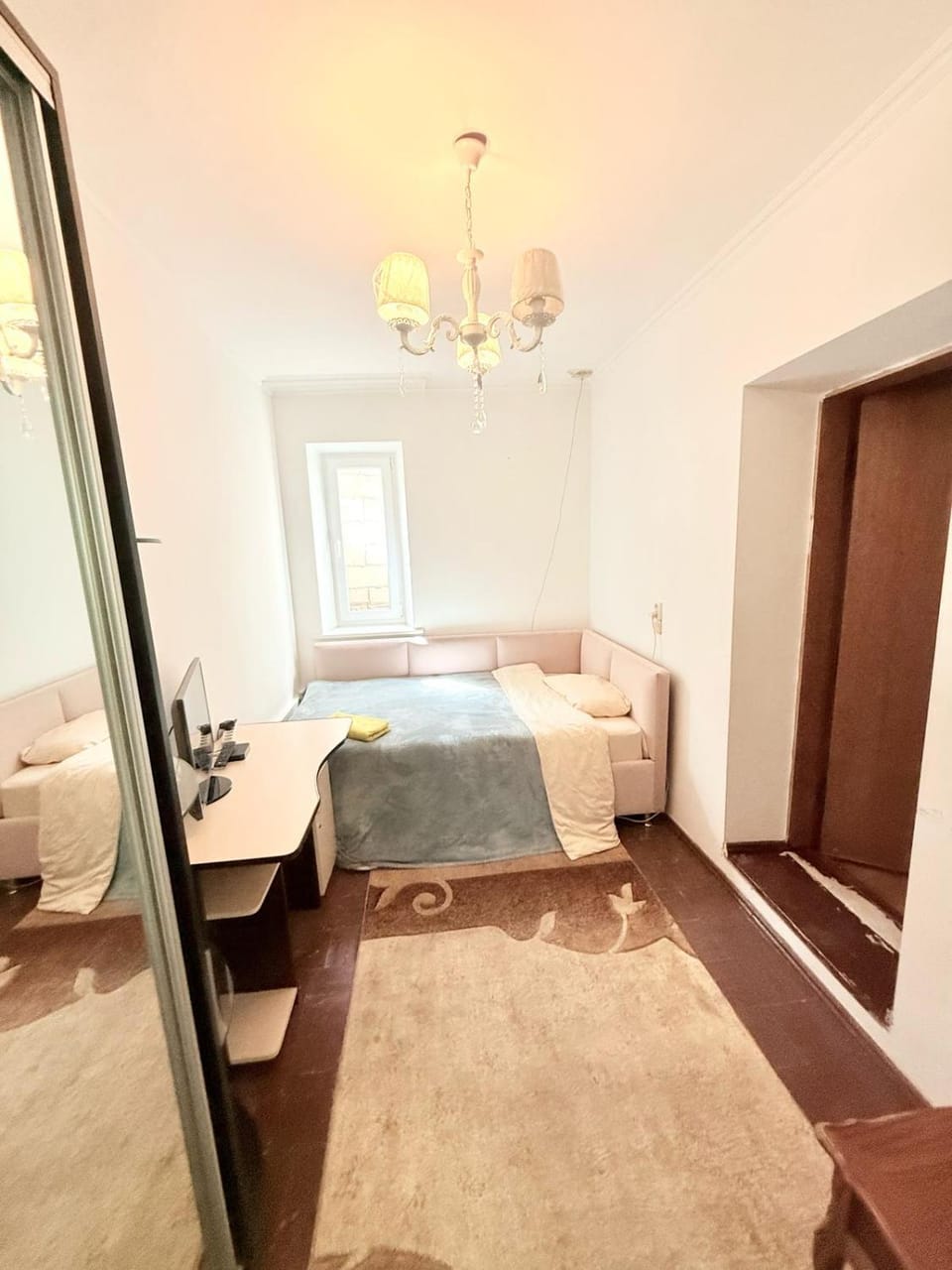 Одноместный номер на ключ в хостеле Single Hostel Room Hostel in Chișinău