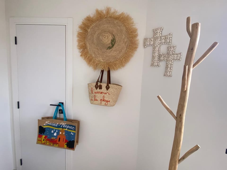 MarinesAppartement, Beach Duplex Apartment in Gassin