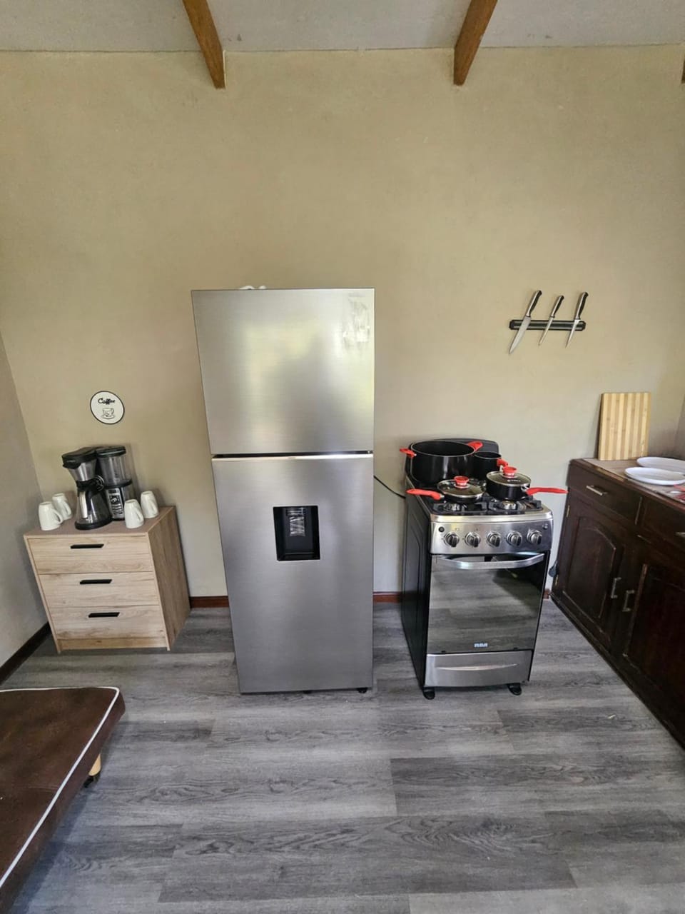 Kitchen or kitchenette