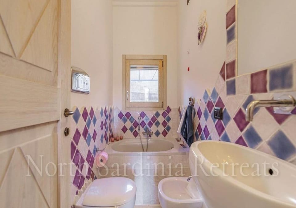 Shower, Bathroom, towels