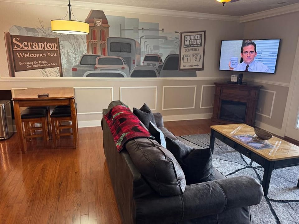 Dunder Mifflin Branson Apartment in Indian Point