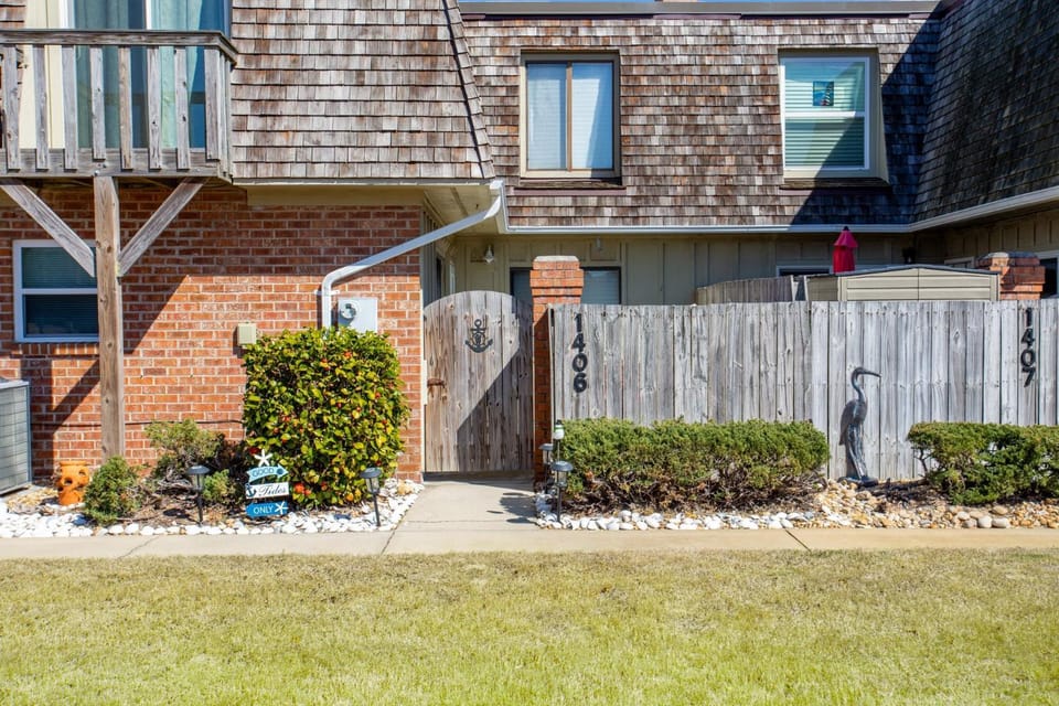 SC1406 - "Beachy" Keen House in Kitty Hawk