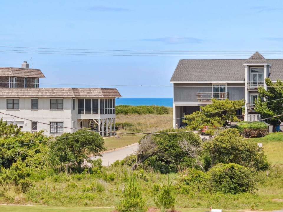 3018 - Celestial Mermaid House in Southern Shores