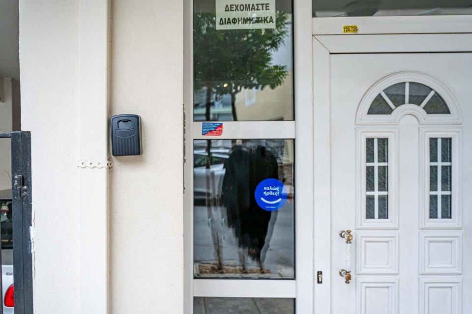 Ellywood Apartment in Thessaloniki