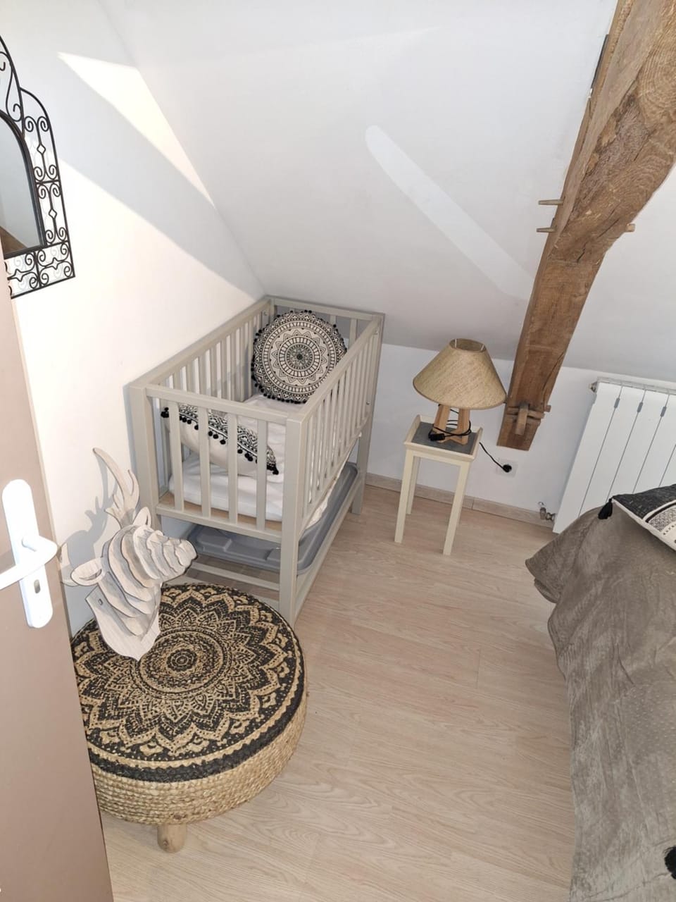 Bed, Bedroom, cot