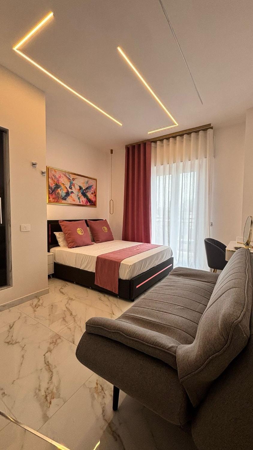 Bed, Photo of the whole room