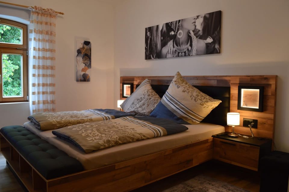 Bed, Bedroom