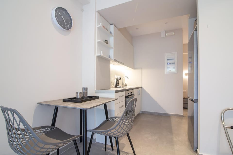 Nafsika Cozy Flat A - Glyfada Apartment in South Athens