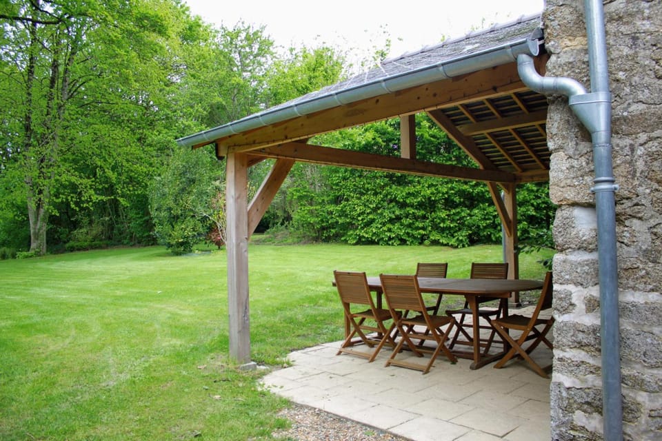 Patio, Garden, Dining area