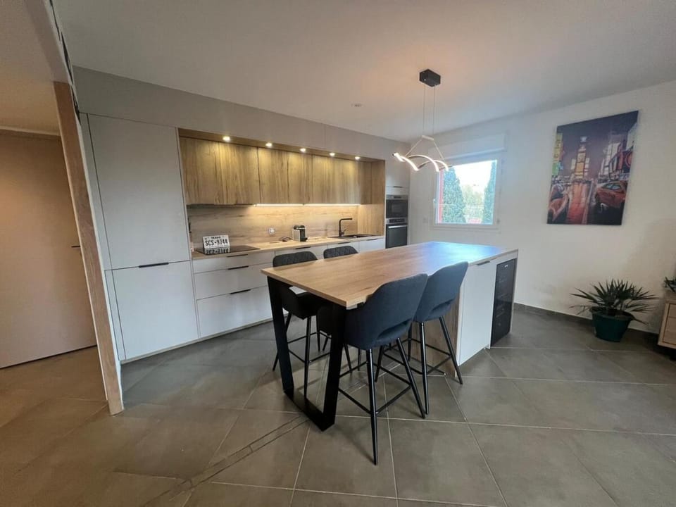 Beautiful 2-bedroom for 4 people with terrace Apartment in Nouvelle-Aquitaine