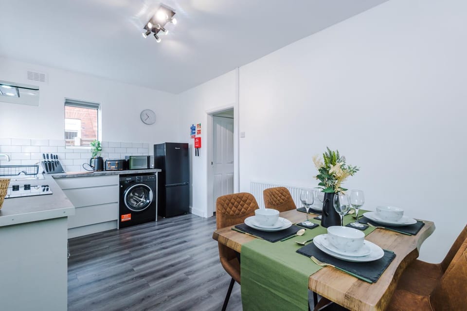 Kitchen or kitchenette, Living room, Seating area, Dining area, dishwasher, minibar, oven, pet friendly, stove, toaster, washing machine, dryer