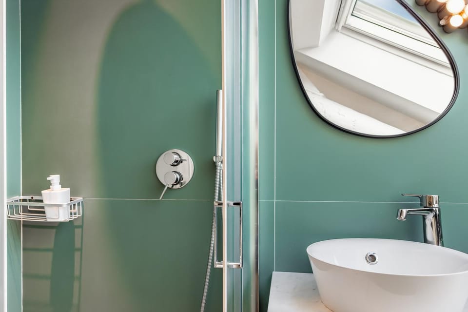 Shower, Bathroom