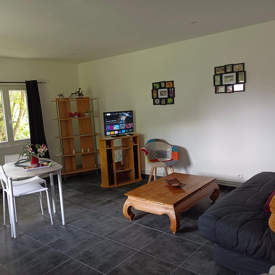 Communal lounge/ TV room, Seating area