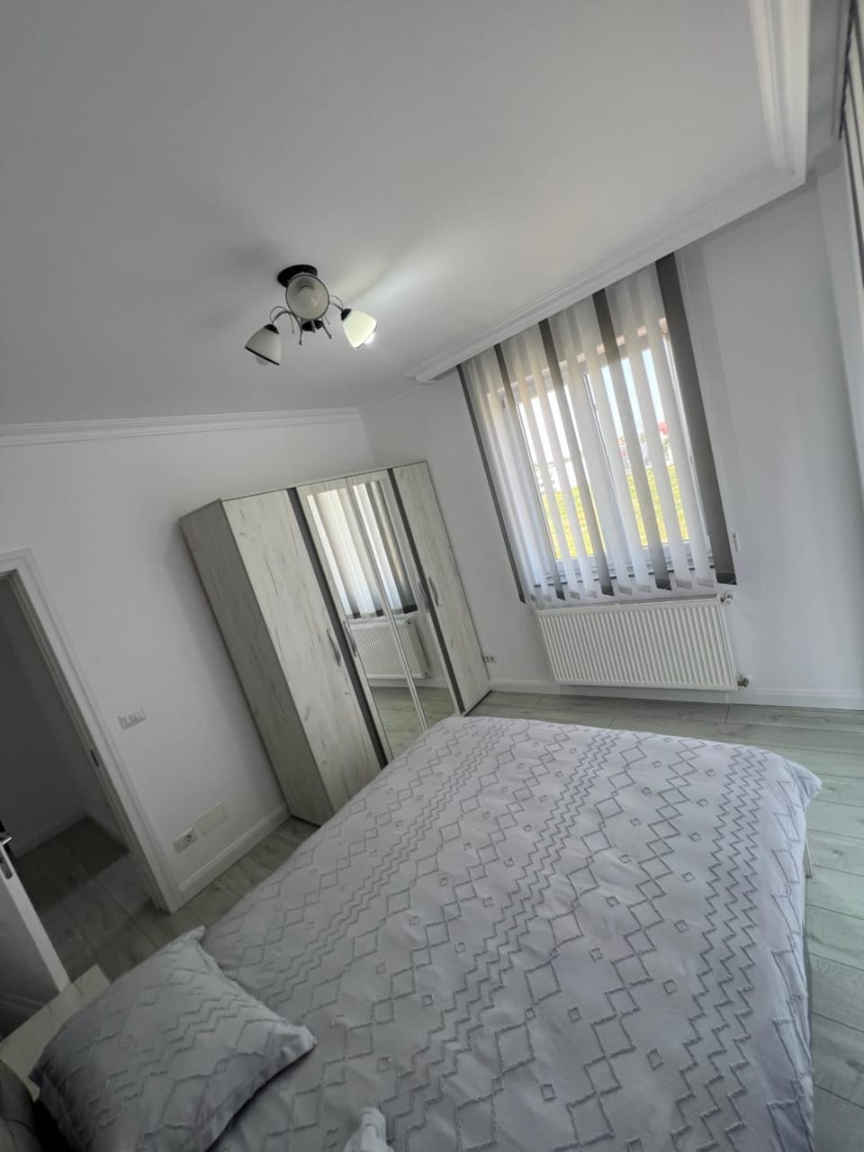 Flat for rent Apartment in Romania