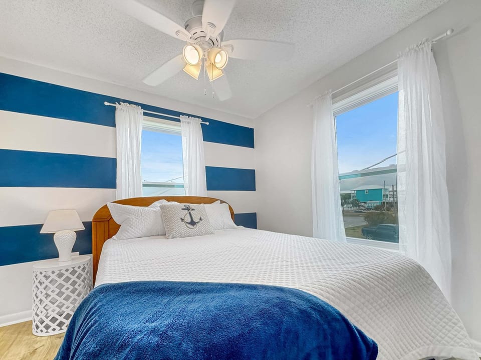 Bungalow by the Bay with FREE ACTIVITIES House in Alabama