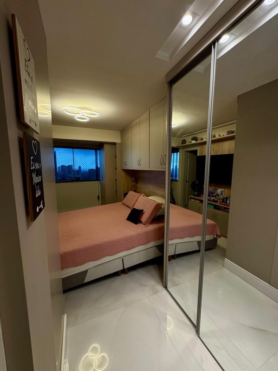 Bed, Photo of the whole room, Bedroom, wardrobe