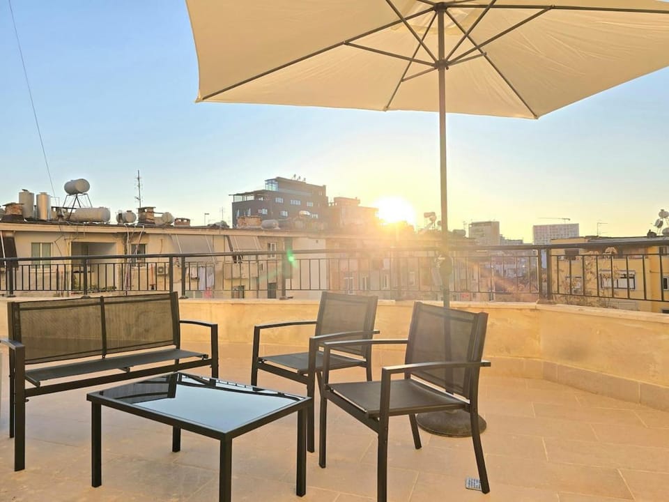 View (from property/room), Balcony/Terrace