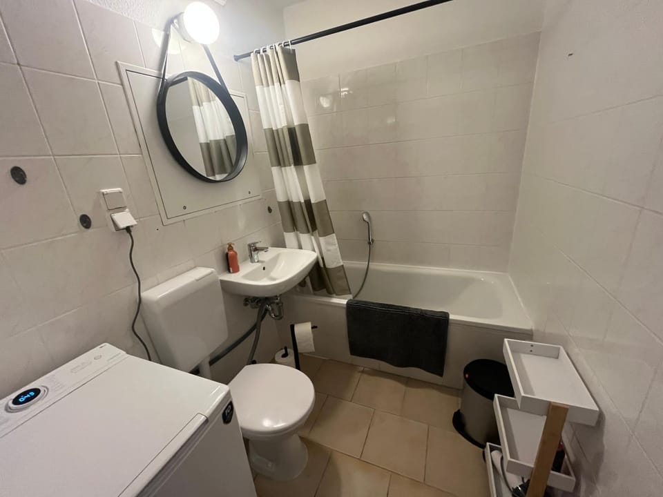 Shower, Toilet, Bathroom, Bath, washing machine