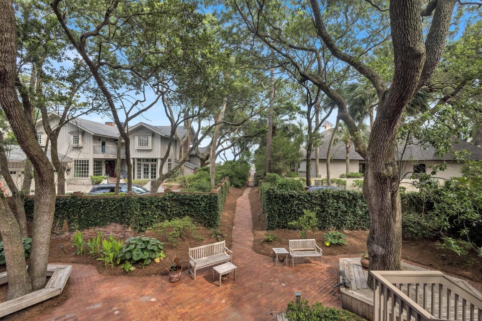 18 East Beach Lagoon House in Hilton Head Island